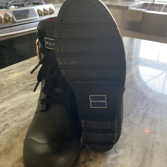 Hilfiger rain boots - Picture 4 of 6